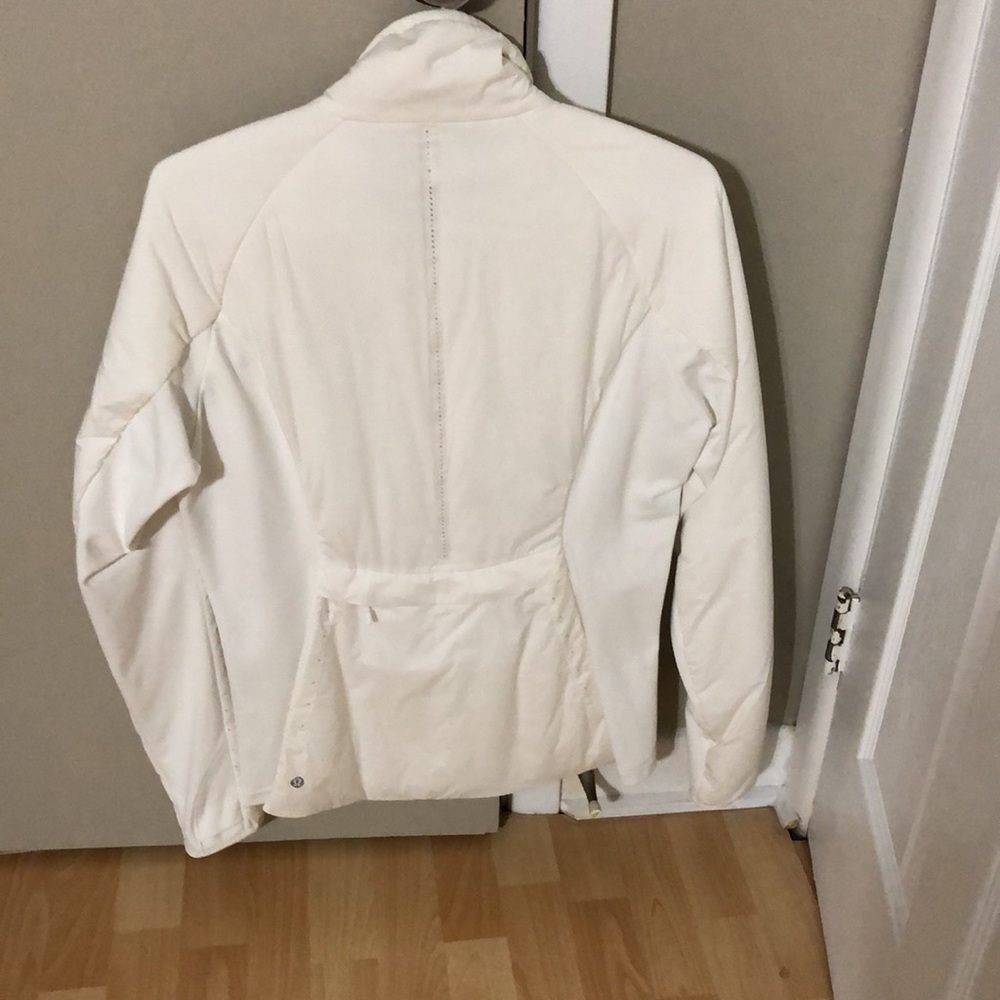 Lululemon reflective jacket - Picture 2 of 3